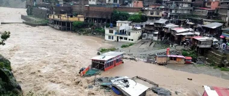 پاکستان سیلاب 2025، خیبرپختونخوا بارش، بونیر کلاؤڈ برسٹ، گلگت بلتستان بارش، آزاد کشمیر سیلاب، NDMA الرٹ، رتی گلی جھیل ریسکیو، بونیر ایمرجنسی